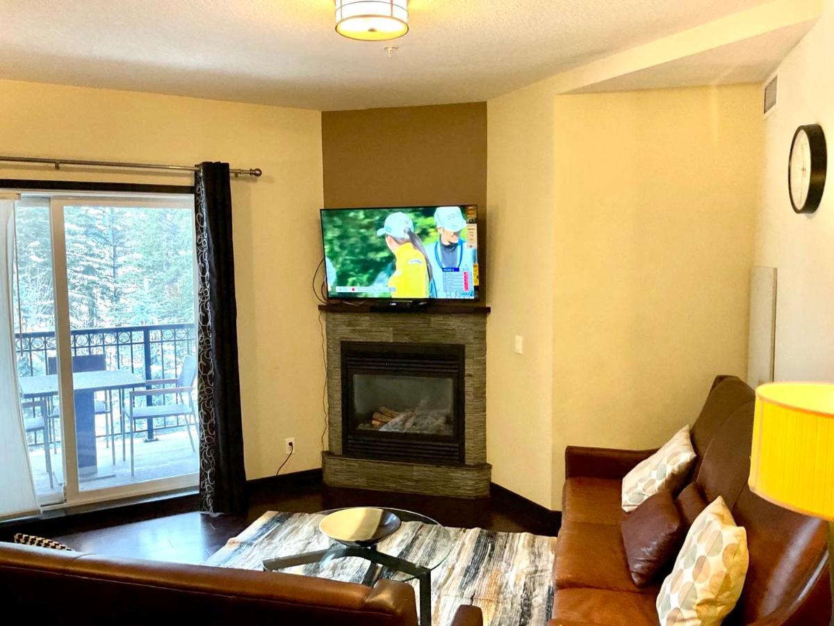 B&B Grand Rockies Resort 2Br 1Pullout Canmore Bagian luar foto