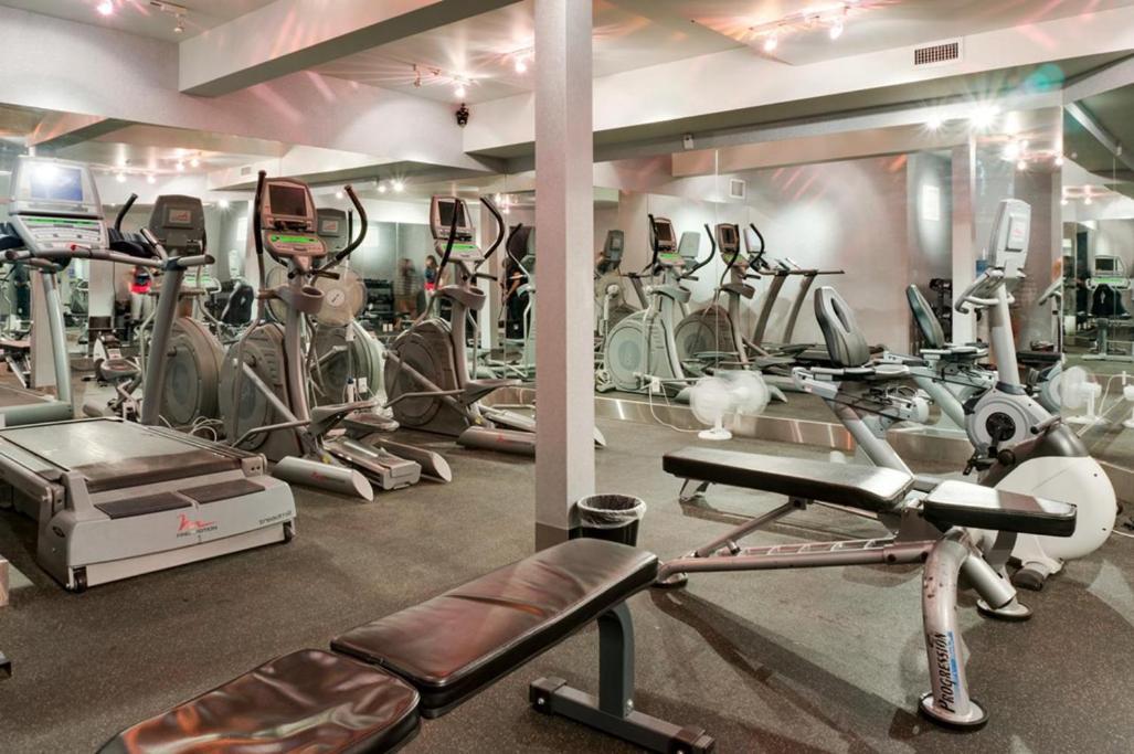 B&B Grand Rockies Resort 2Br 1Pullout Canmore Bagian luar foto